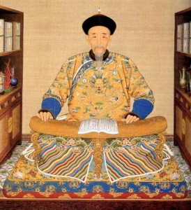 word表格有一大段空白拉不上去,拉上去上行字就没有了
